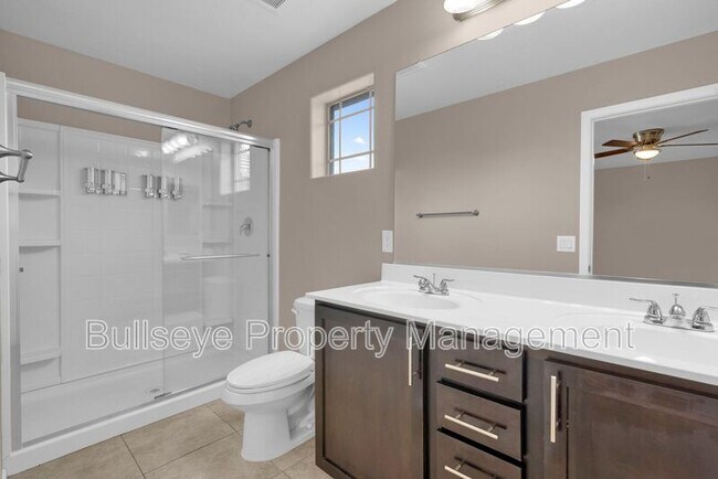 Building Photo - 2581 S Penrose Dr