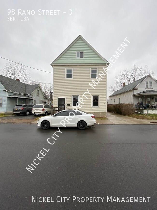 Building Photo - 98 Rano St