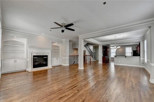 Building Photo - 486 Vinings Estates Dr SE