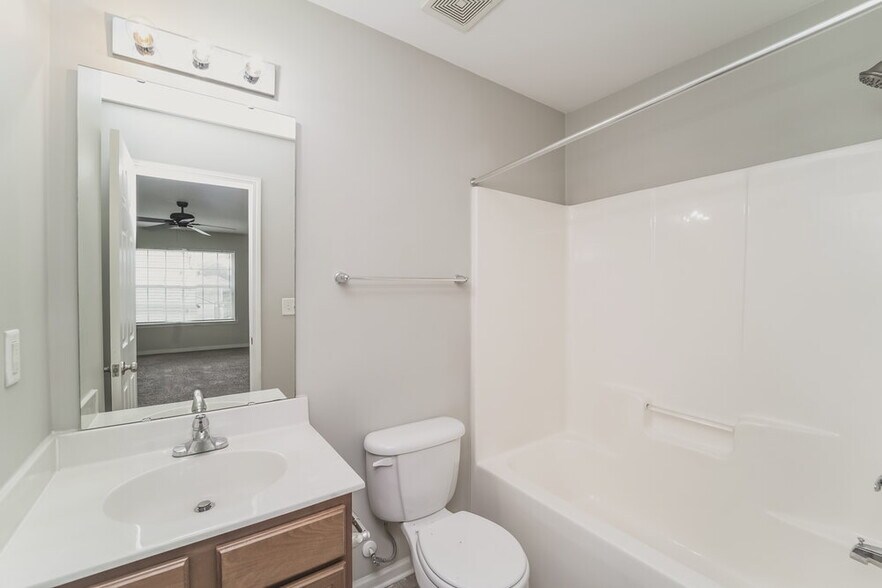 Building Photo - 769 Mott Shue Dr SW