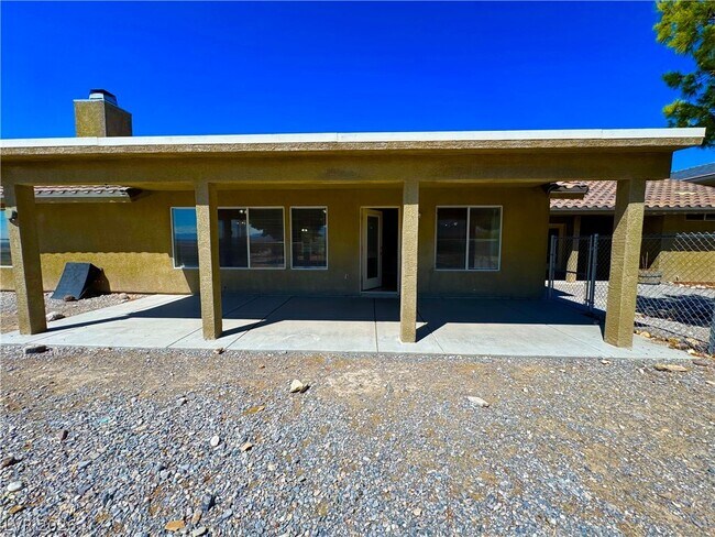Building Photo - 2281 S Zuni Ave