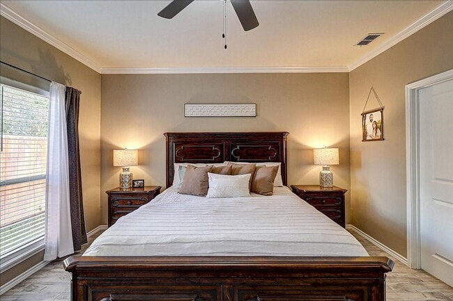 Building Photo - 5817 Bella Di Giorno Dr