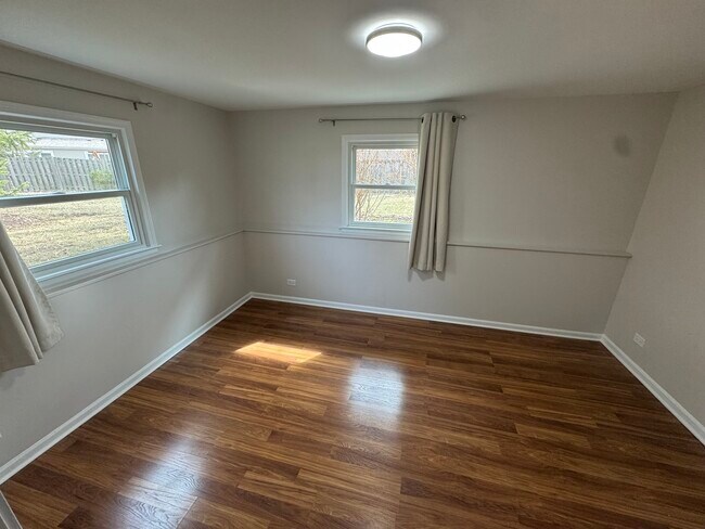 Building Photo - 1705 Central Ave