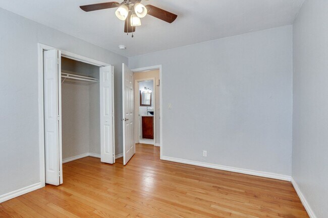 Building Photo - Charming 4-Bedroom Home in The Village – U...