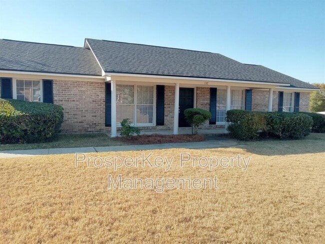 Primary Photo - 137 Sycamore Ct