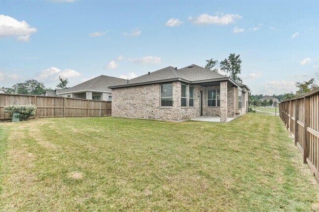 Building Photo - 27025 Sofia Forest Dr