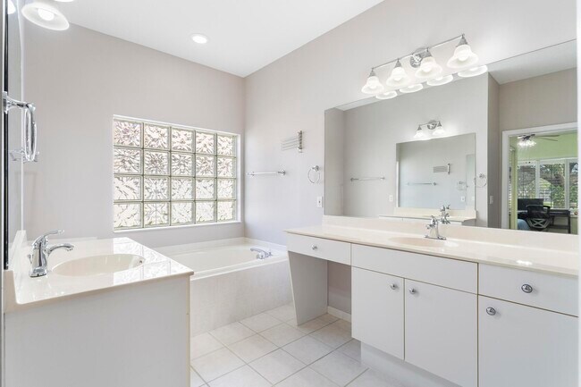 Building Photo - 4145 Sea Mist Way