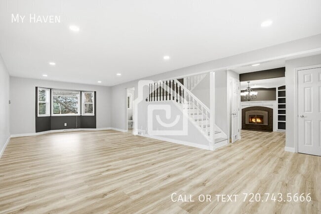 Building Photo - 2351 S Garland St