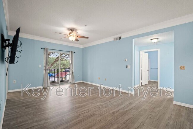 Building Photo - 11530 Villa Grand