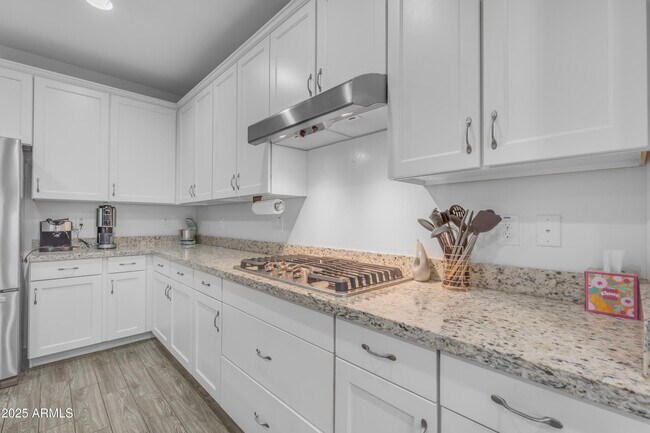 Building Photo - 3938 E Ficus Way
