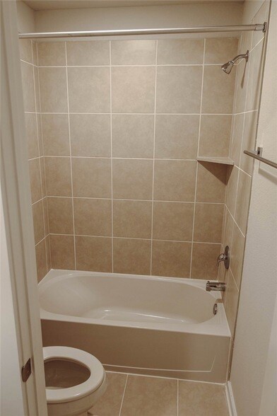 Building Photo - 8606 Blueberry Ash St