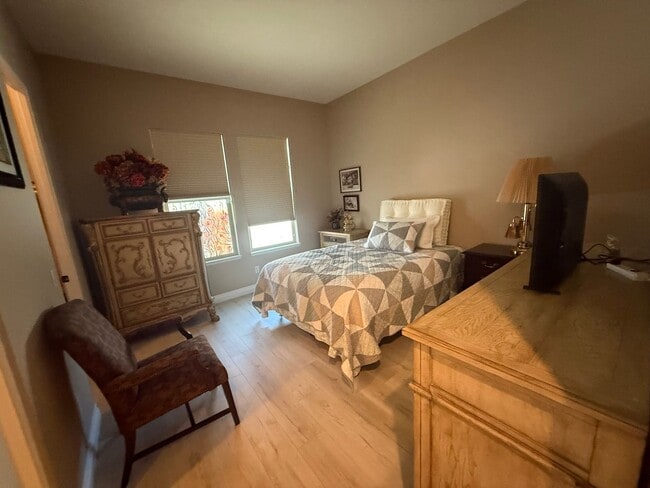 Building Photo - Stonebrook Estates-3 Bedrooms, 3351 SQFT of Luxury & Entertainment