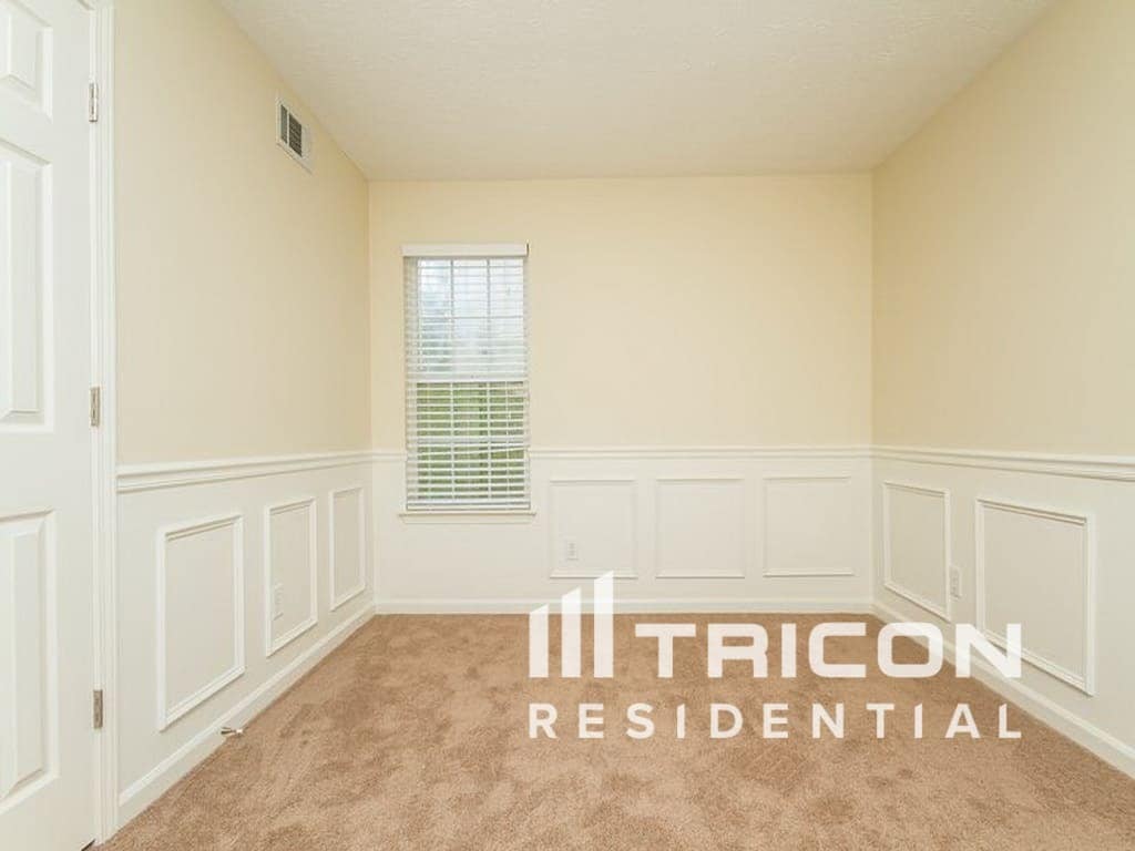 Building Photo - 3204 W Yorkshire Ct