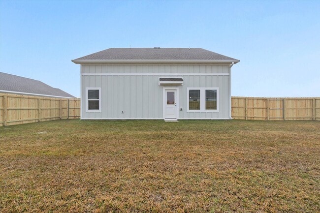 Building Photo - BRAND NEW CONSTRUCTION!