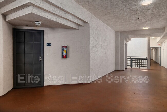 Building Photo - 3790 Florida St