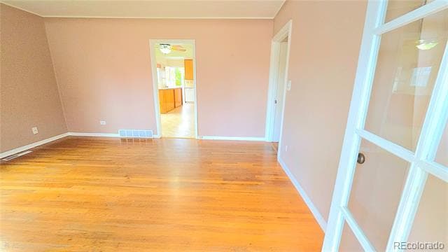 Building Photo - 916 Custer Ave