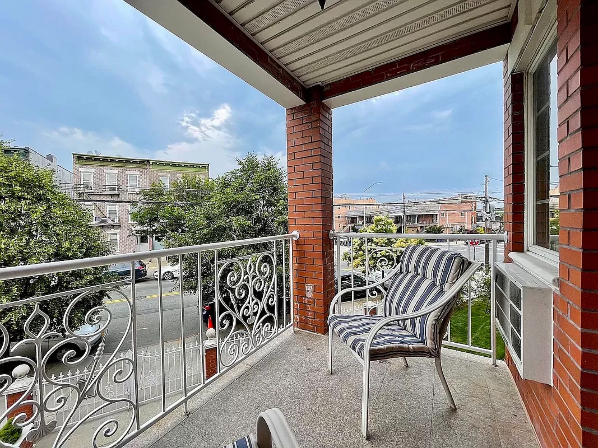 Building Photo - 2122 43rd St