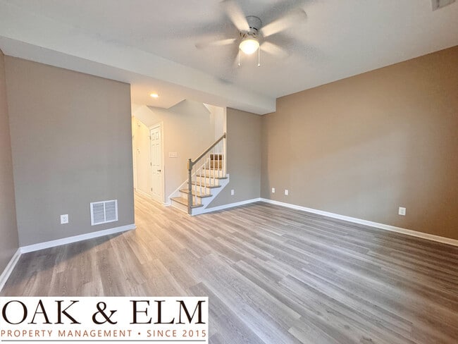 Building Photo - Beautiful 3 Bedroom Home in Prime Middletown Location Near Anchorage built in 2019!