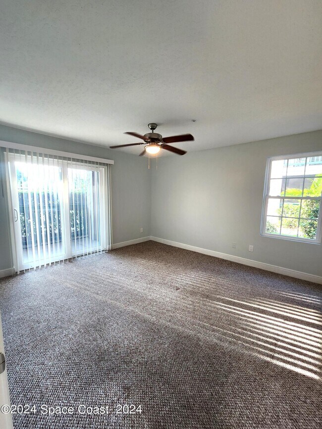 Building Photo - 7667 N Wickham Rd