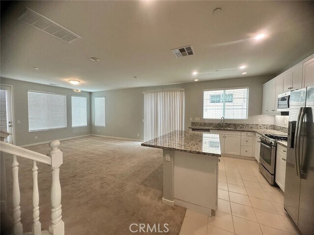 Building Photo - 21032 Blossom Way