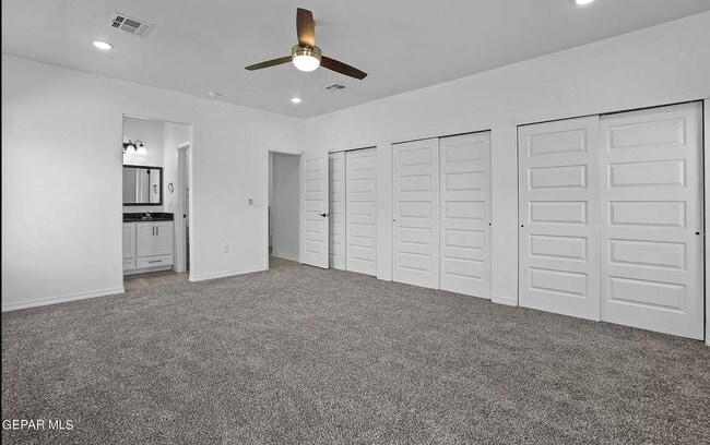 Building Photo - 6315 Escondido Dr