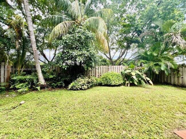 Building Photo - 9941 NW 32nd St