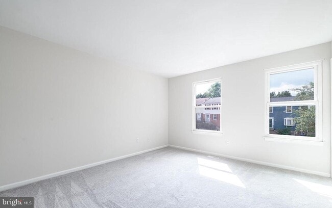Building Photo - 6921 Scotch Dr