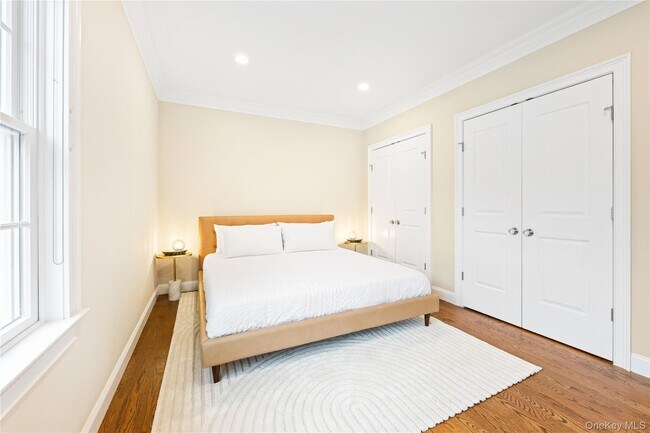 Building Photo - 420 Midland Ave