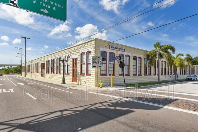 Building Photo - 2001 E 2nd Ave