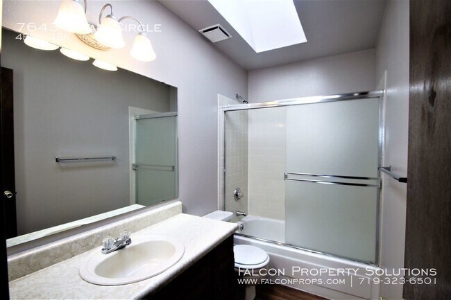 Building Photo - 7643 Safari Cir