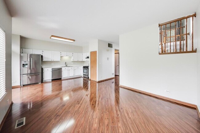 Building Photo - 2710 Glenwood Ct