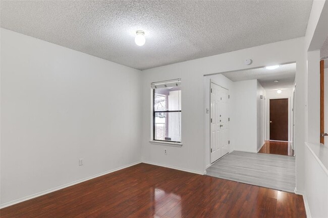 Building Photo - 10401 Wagon Gap Dr