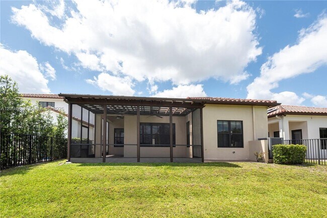 Building Photo - 8513 NW 41 St
