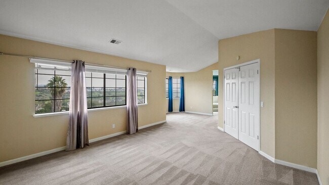 Building Photo - BEAUTIFUL HOME IN THE GLEN COVE AREA  OF VALLEJO WITH VIEWS OF THE BAY