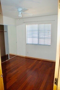 Building Photo - 3 Bedroom Home, garage, fenced yard.