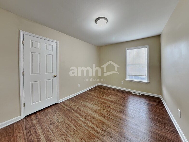 Building Photo - 3902 Hunt Chase Ct