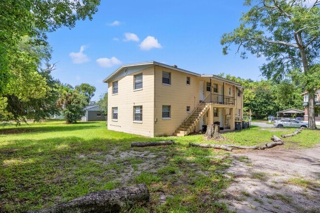 Building Photo - 1531 Louisiana St