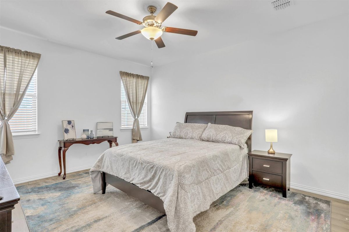 Building Photo - 3220 Sioux Trl