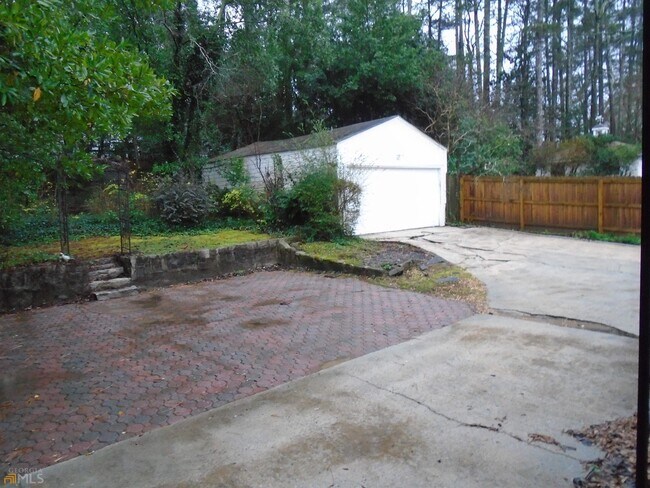 Building Photo - 1365 Scott Blvd