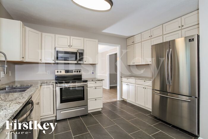 Building Photo - 410 Meadow Springs Dr