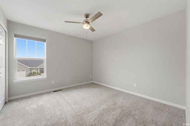 Building Photo - 12502 Speranza Dr