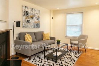 Building Photo - 107 P St NW