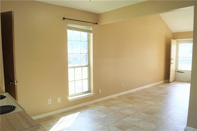 Building Photo - 101 Stubblefield Dr