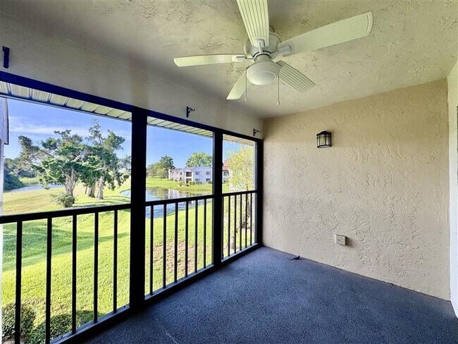 Building Photo - 802 Capri Isles Blvd