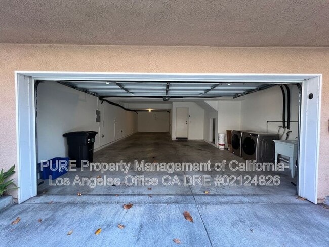 Building Photo - 2801 Sepulveda Blvd