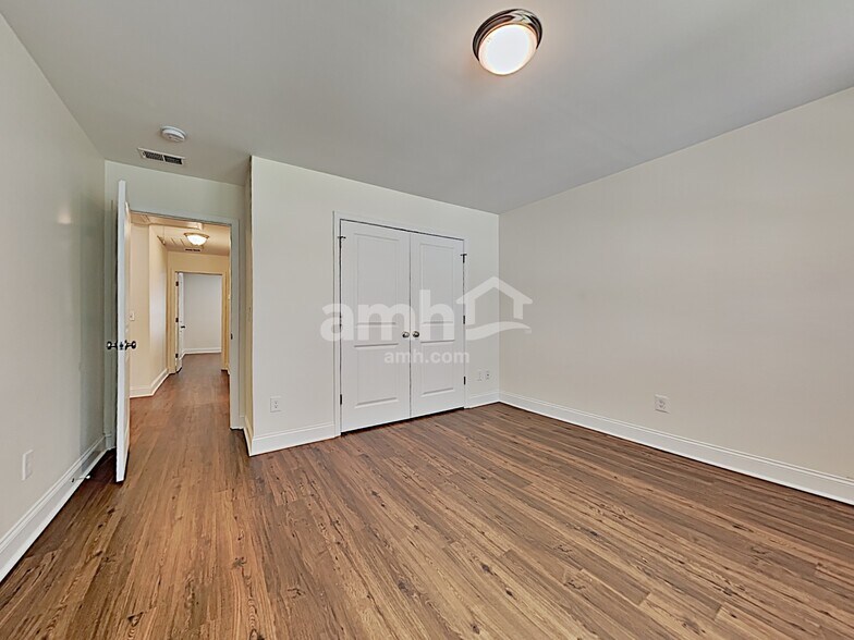 Building Photo - 109 Cooper Dr