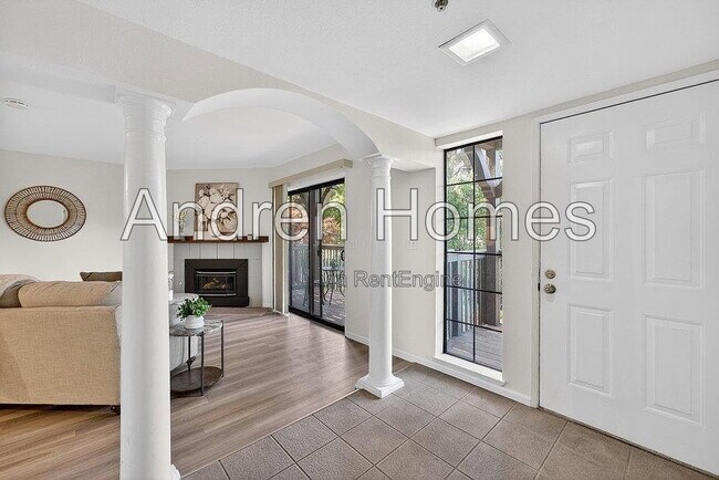 Building Photo - 79 S Branciforte Ave