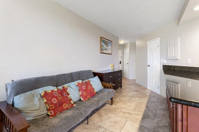 Building Photo - 1032 S Kihei Rd