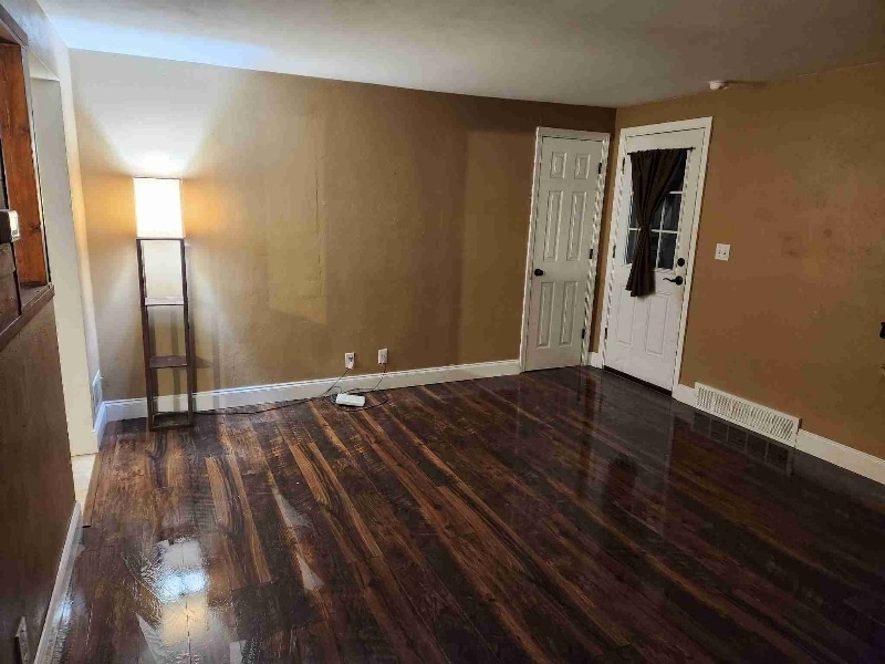 Building Photo - 1031 S Telulah Ave