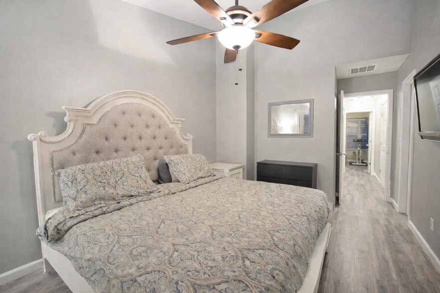 Building Photo - 1256 Liberty Pkwy NW